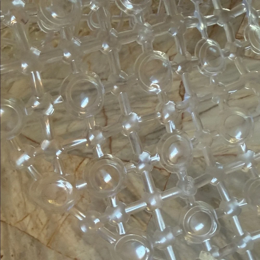 Home Collection Bath Mat 13.9”X‎ 25.4”Silicone Suction Cup-Brand New